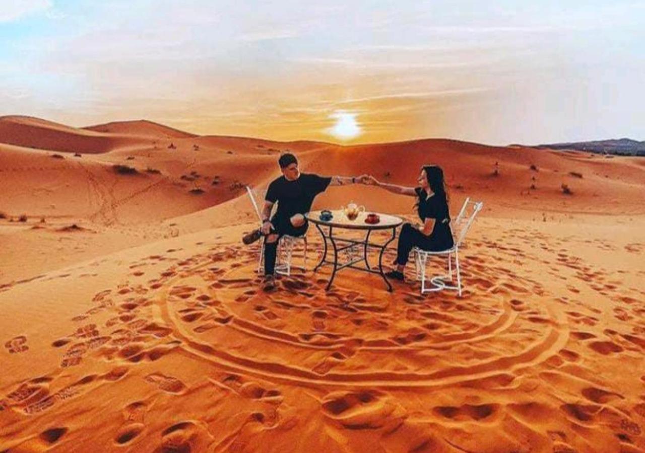 מרזאוגה Sahara Luxury Desert Camp מראה חיצוני תמונה